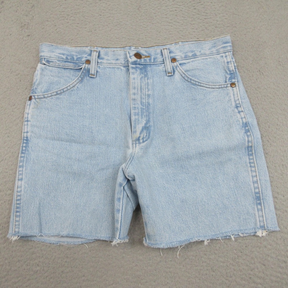 Wrangler Shorts Mens 31 Light Wash Denim Cutoff Raw Hem Bermuda 8" Inseam Casual
